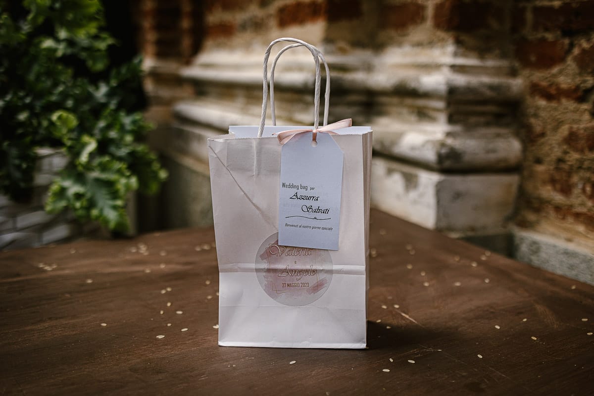 Matrimonio a Riva presso Chieri. Cerimonia. Welcome bag.