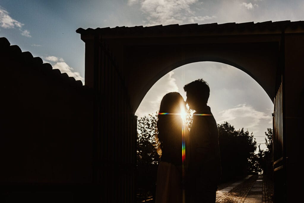 Wedding Photographer in Rivalba: Villa Ala. Pre-wedding of Giorgia and Marco. Backlit Silhouettes. Golden Hour.    
