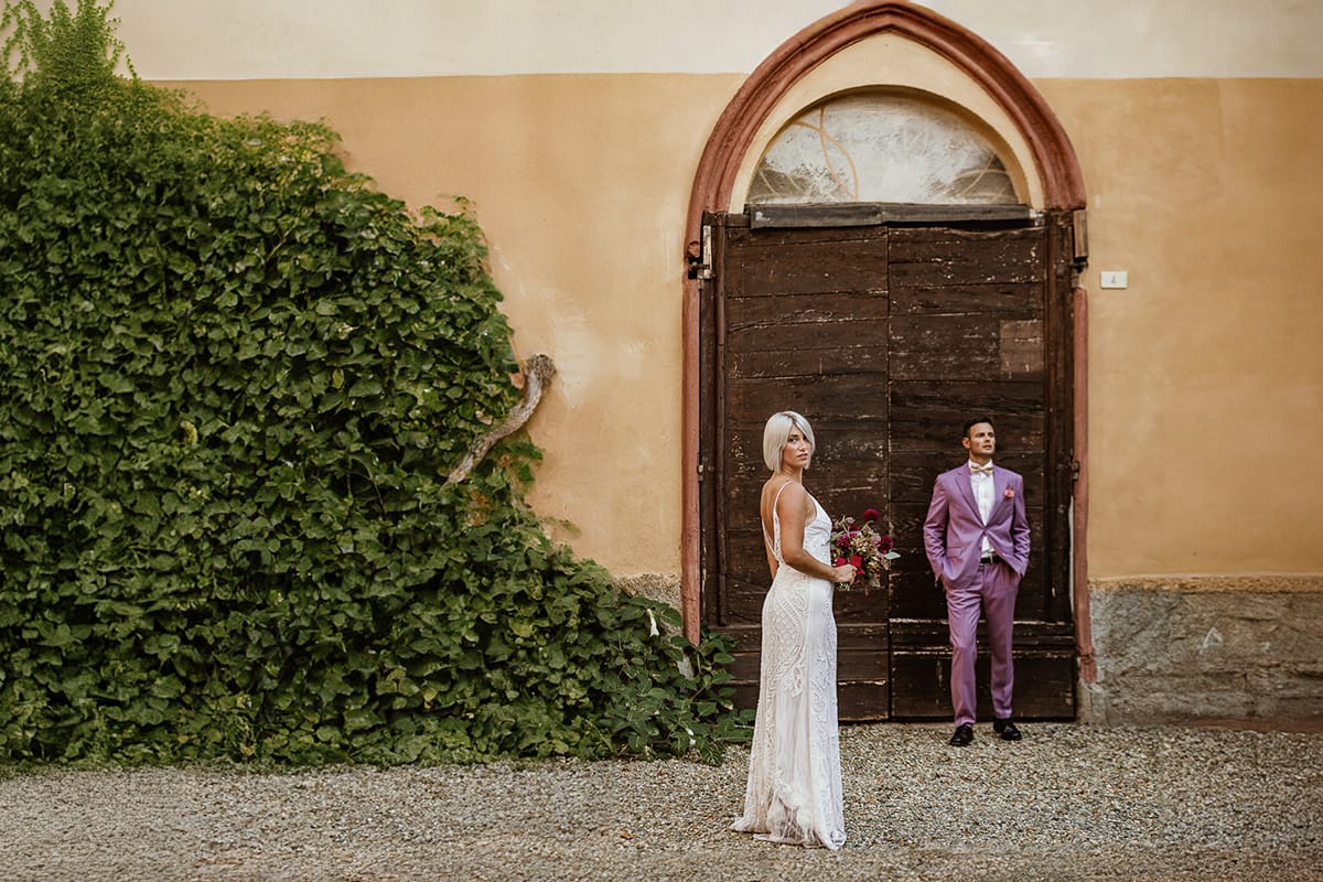 Matrimonio boho-chic da favola nel Monferrato. Fotografo matrimonio Monferrato. matrimonio a Molare (AL). Servizio fotografico di coppia degli sposi.