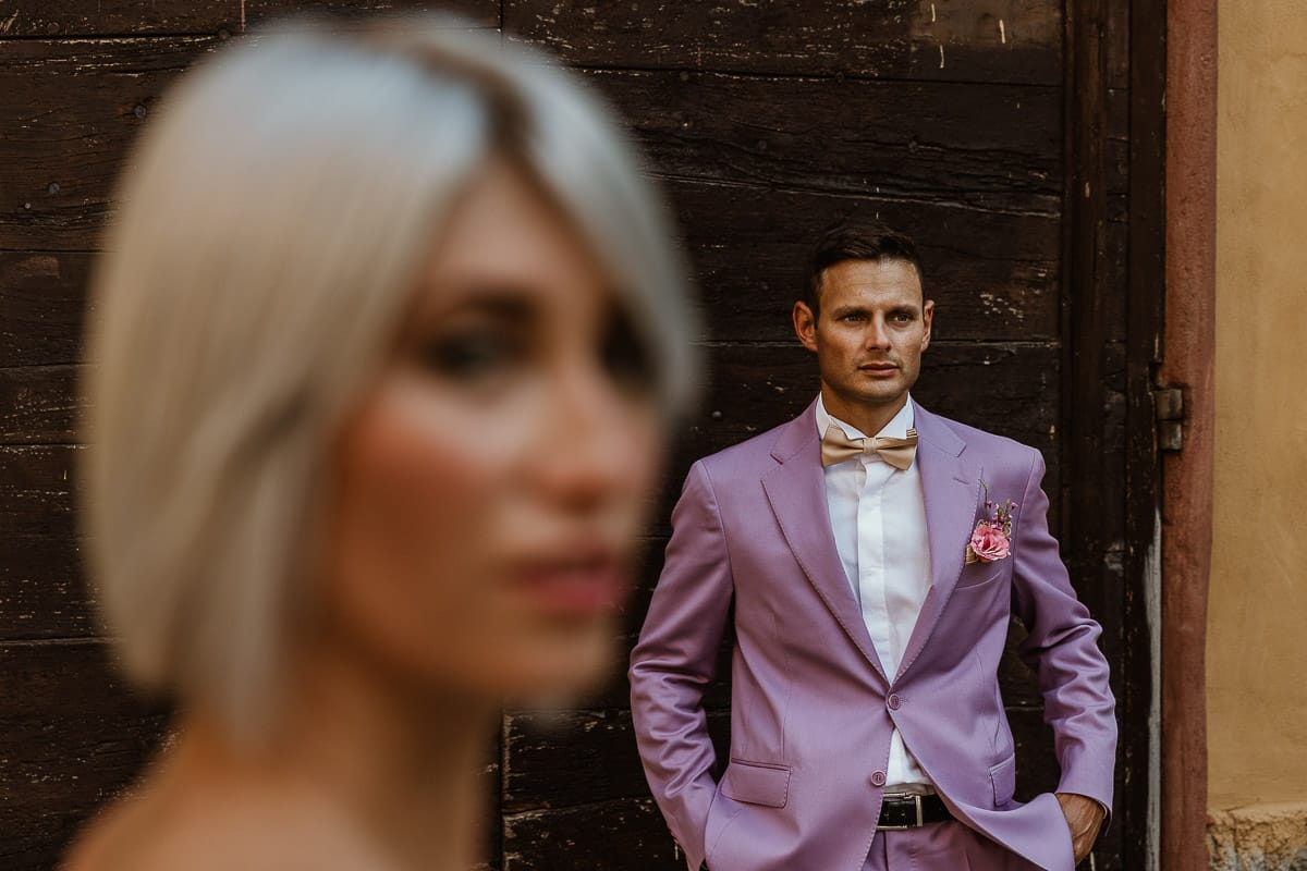 Matrimonio boho-chic da favola nel Monferrato. Fotografo matrimonio Monferrato. matrimonio a Molare (AL). Servizio fotografico di coppia degli sposi.