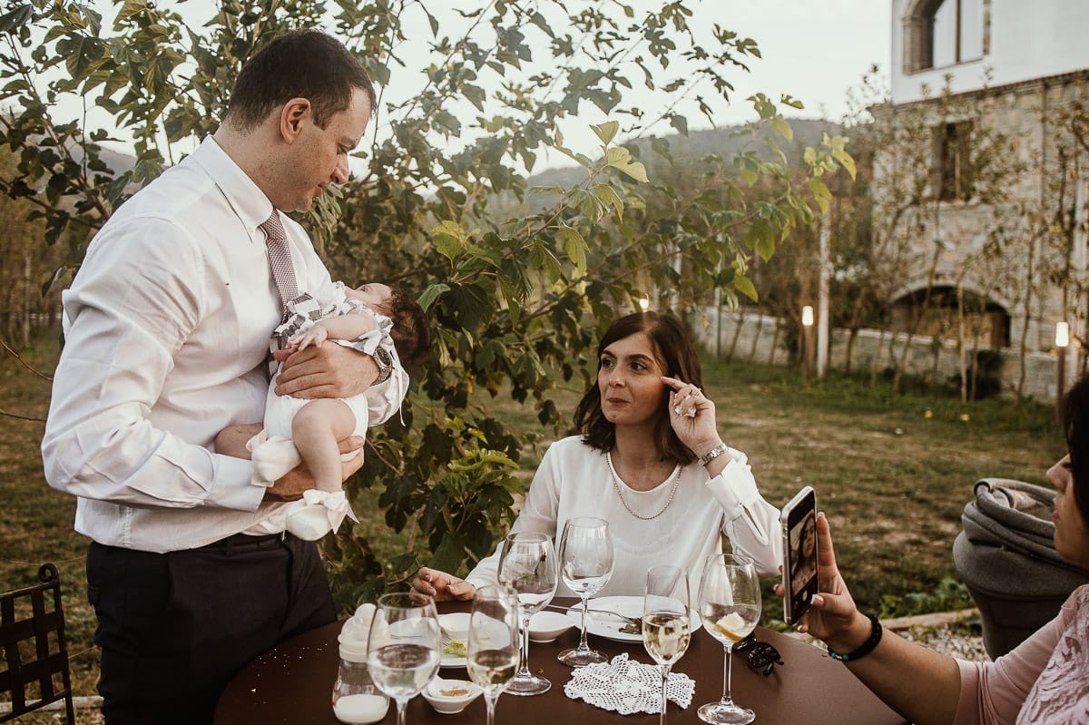Matrimonio boho-chic da favola nel Monferrato. Fotografo matrimonio Monferrato. Matrimonio a Molare. Agriturismo "A Modo Mio" Aperitivo.