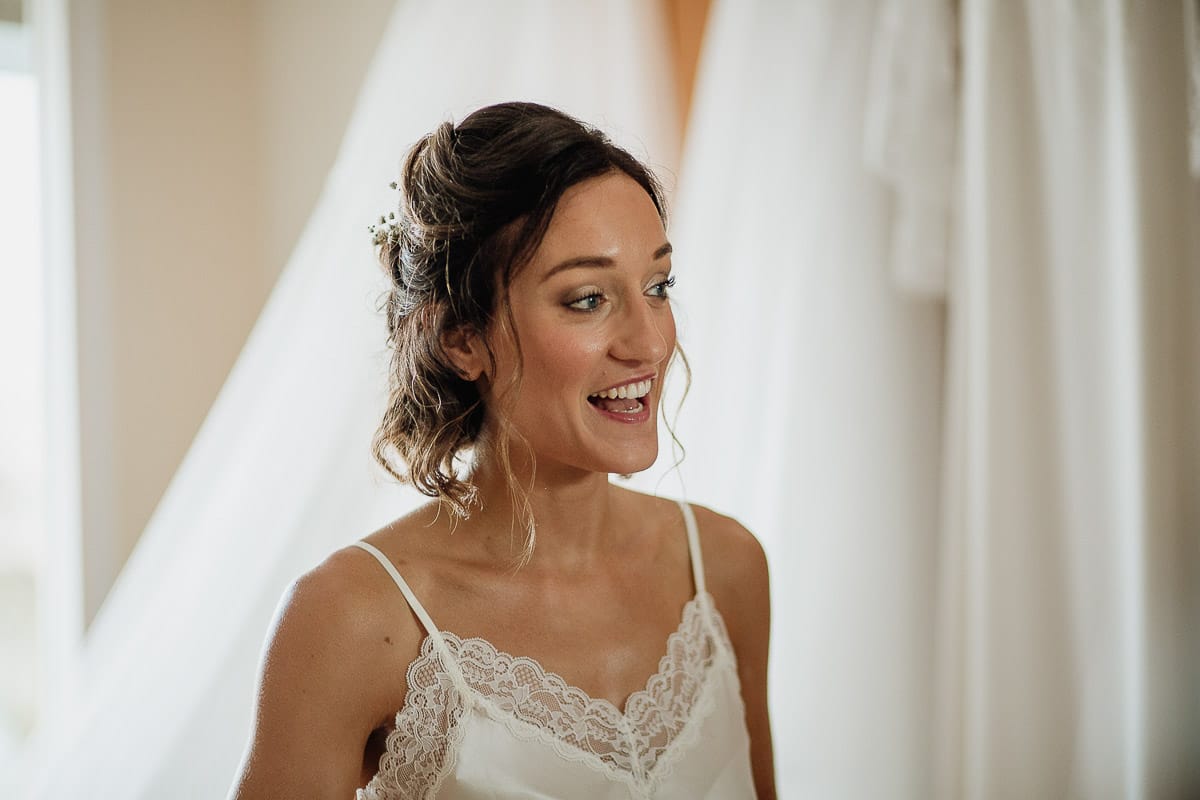 Fotografo matrimonio Torino | Tenuta La Michelina | Pinerolo. Preparazione della sposa. Make-up