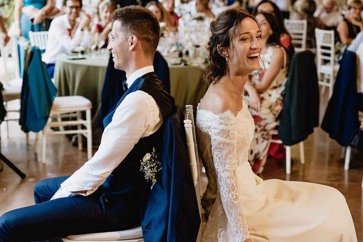 Fotografo matrimonio Torino | Tenuta La Michelina | Pinerolo. Ricevimento. Giochi e scherzi. Gioco della scarpa