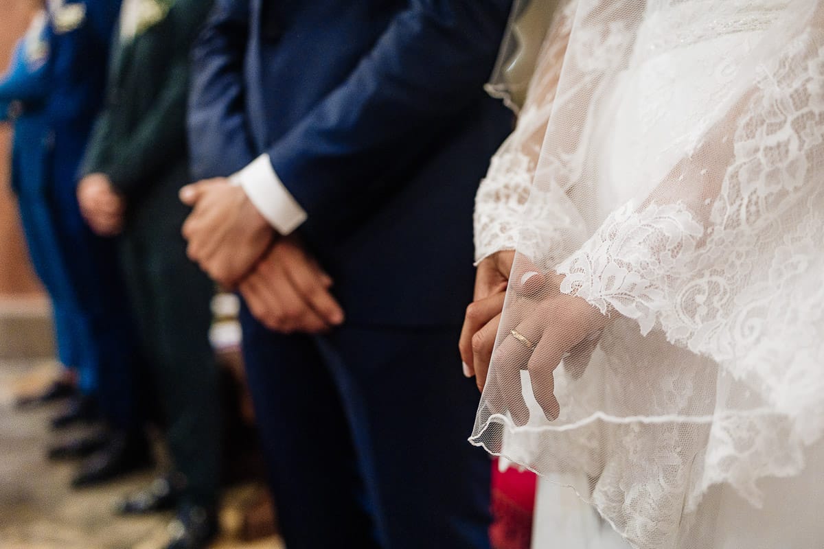 Fotografo matrimonio Torino | Tenuta La Michelina | Pinerolo. Cerimonia religiosa nella chiesa di Santa Maria Maggiore di Poirino.