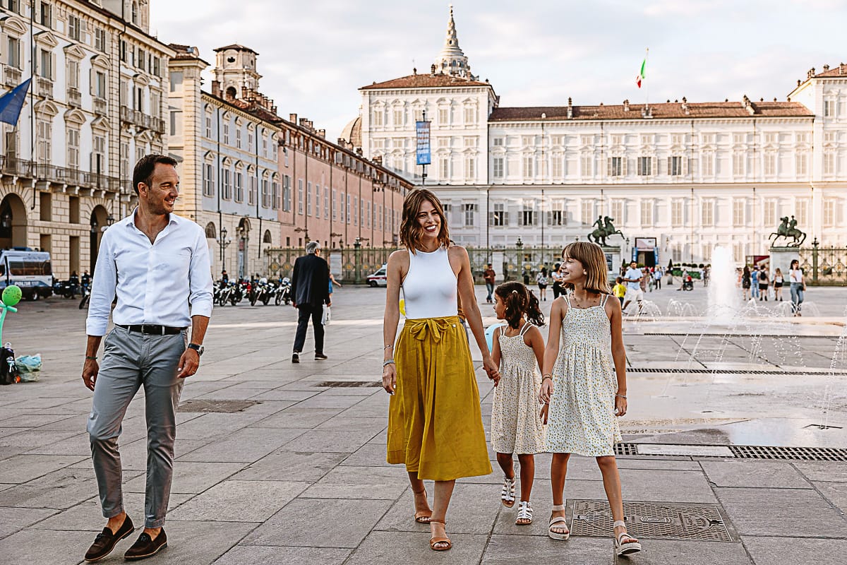 Fotografia di famiglia in vacanza a Torino: