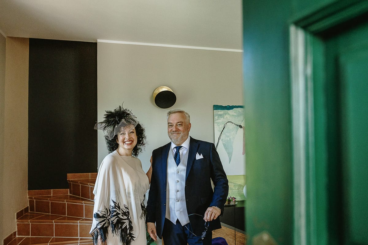 Fotografo matrimonio in Monferrato. Matrimonio di Serena e Fabrizio. Preparazione a Baldissero Torinese. Ritratto degli sposi.
