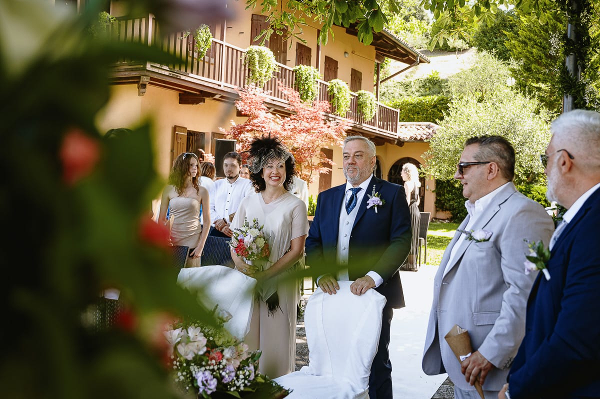 Fotografo matrimonio in Monferrato. Matrimonio di Serena e Fabrizio al Vecchio Castagno di Cocconato d'Asti. Cerimonia.