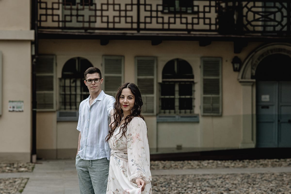 Pre-wedding al Castello di Santena. Fabiola tira cristian.