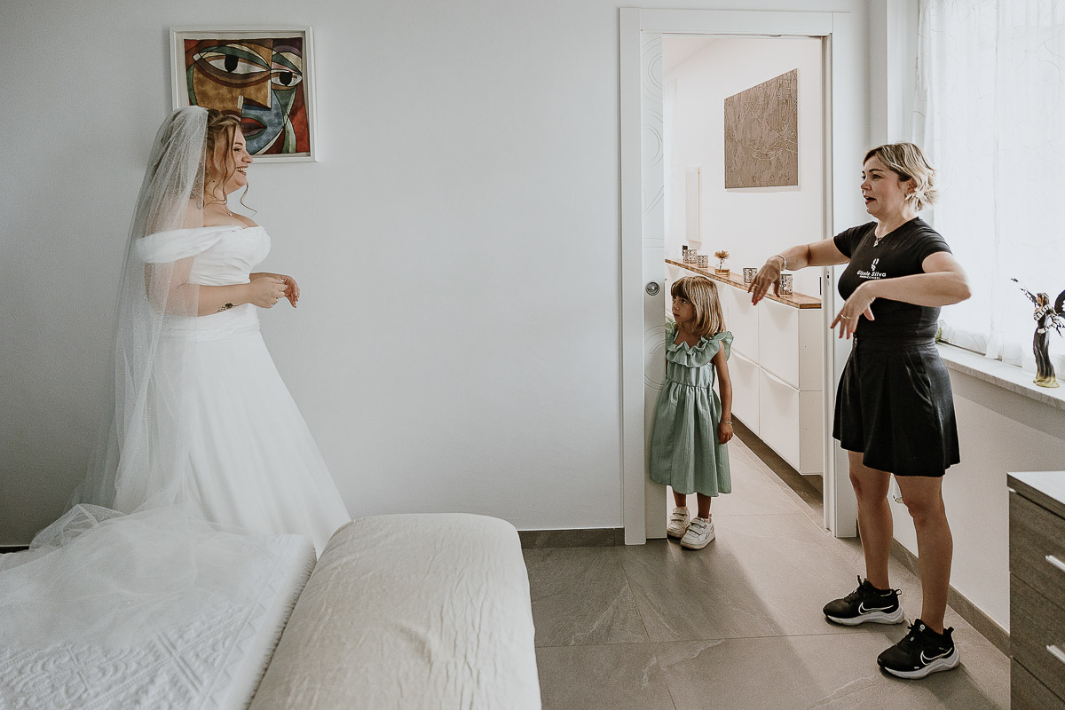Fotografo Matrimonio in Piemonte. Preparazione a Moncucco Torinese.