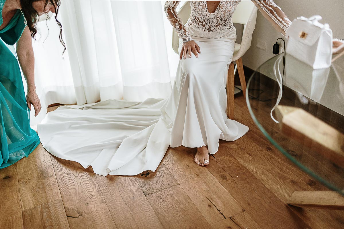 Fotografo Matrimonio Lago di Viverone, Tenuta Variselle. Preparazione della sposa.