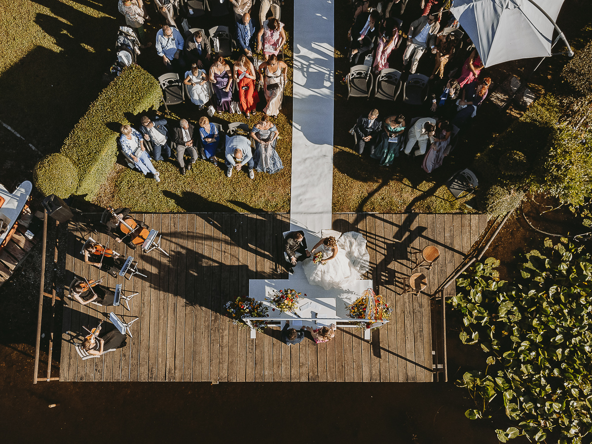 Matrimonio Lago di Candia. Cerimonia. Rito del calore. Foto dal drone.