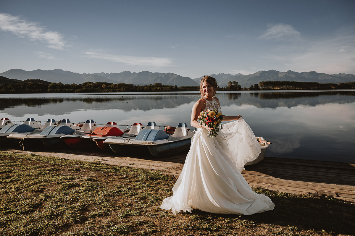 Matrimonio Lago di Candia. Ritratto della sposa.